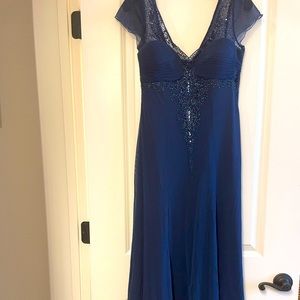 Mother of the bride/groom dress. Only worn once. Will need pressing.